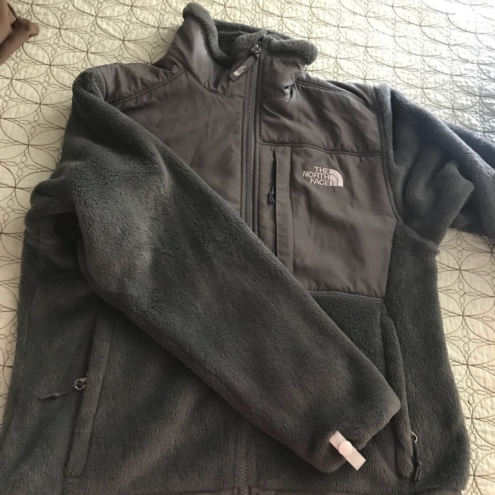 North face sweater